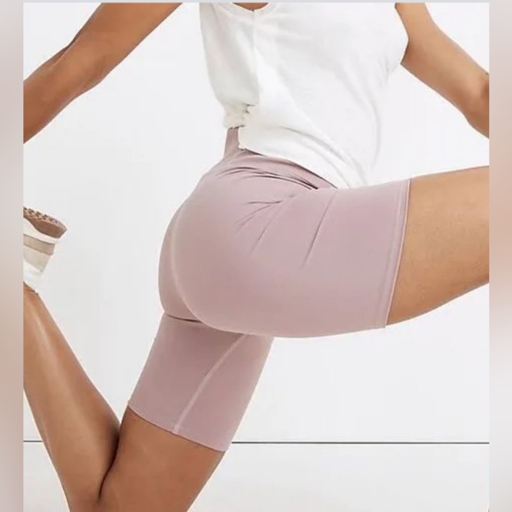 Madewell MWL Form High-Rise Biker Shorts Lilac Small